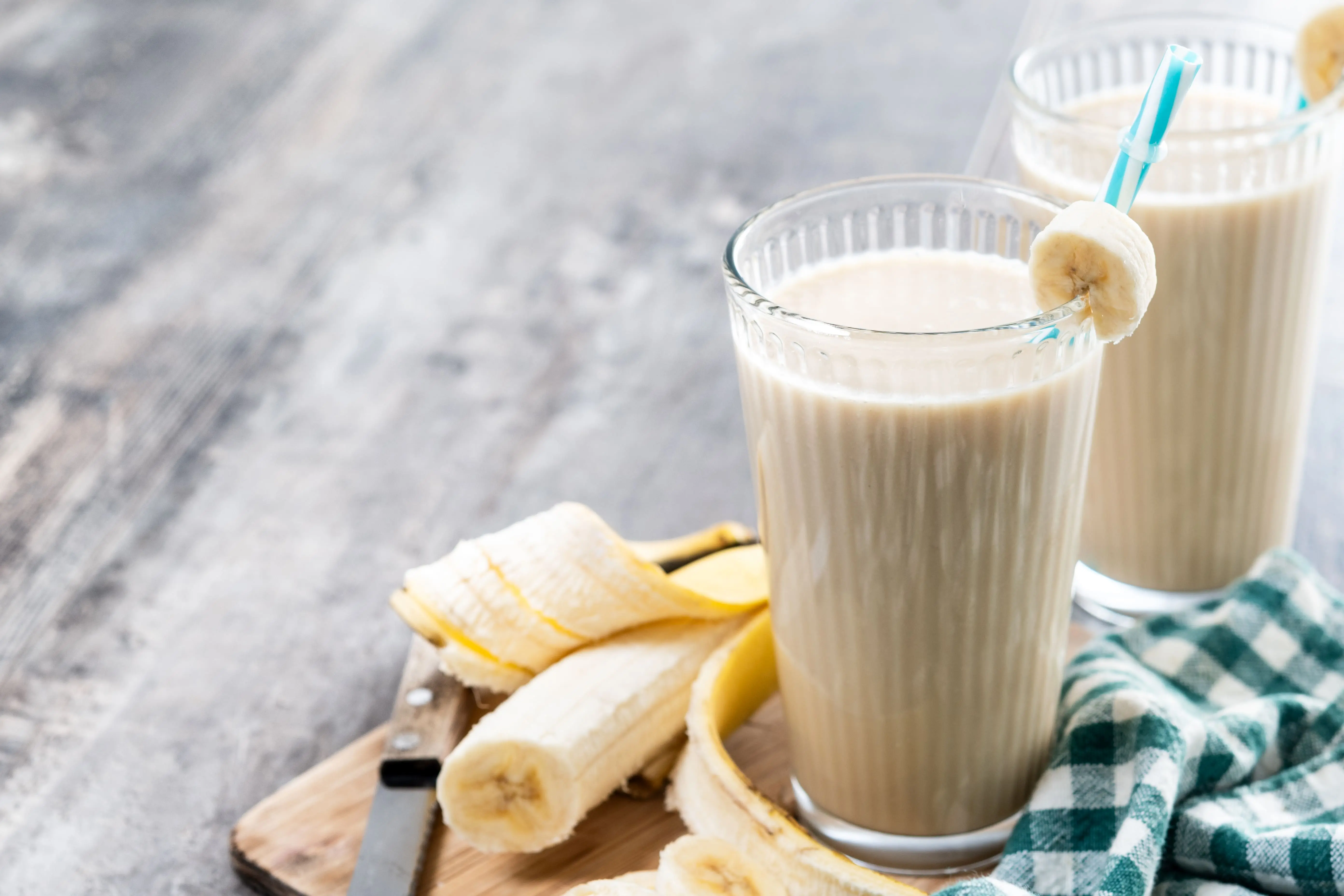 How to Make a Banana Smoothie